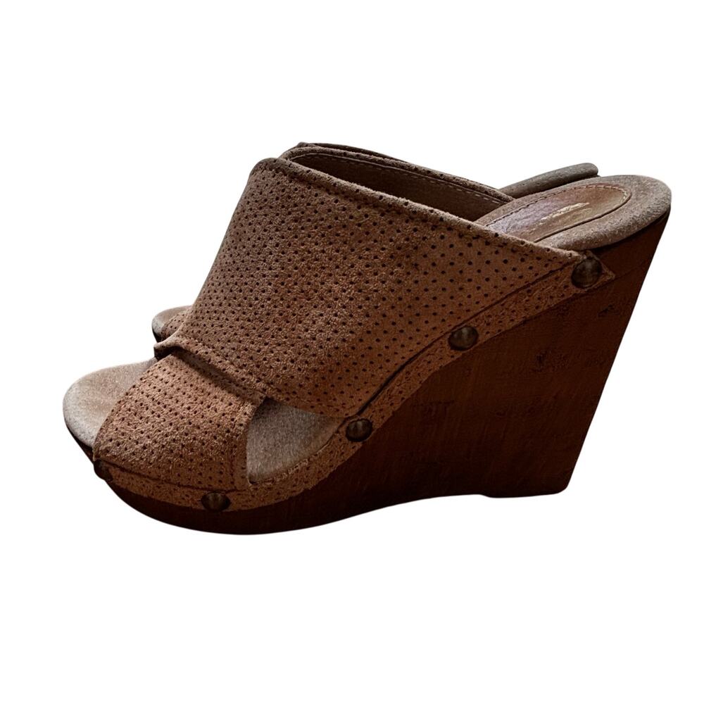 Sbicca Platform High Heels Slides US 8M tan suede leather crossover uppers shoes